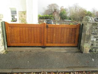 Flood Divert Gates straight top, Kitemarked