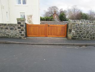 Flood Divert Kitemarked Gates, straight top made in Accoya