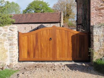 Flood Divert Hardwood Flood Gates